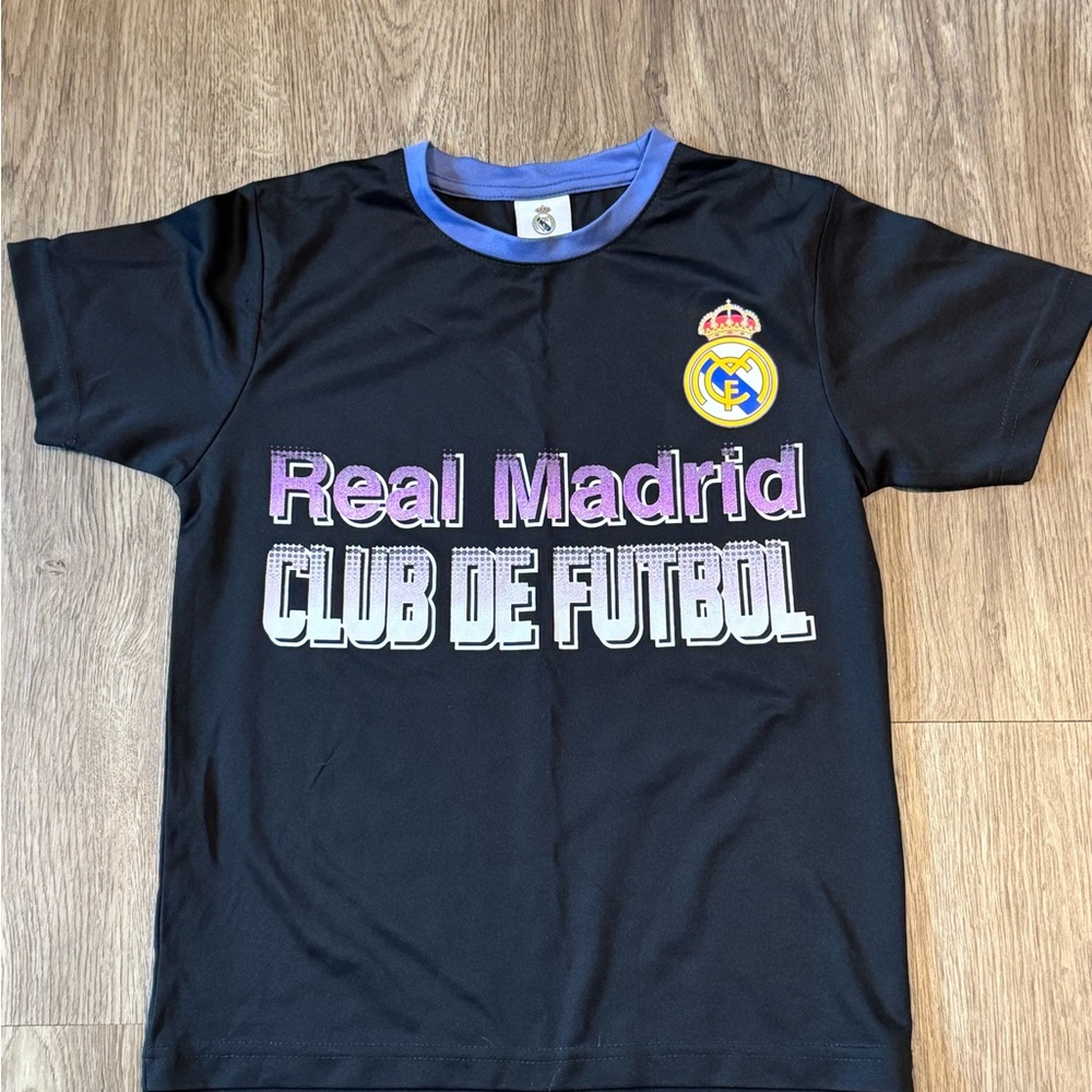 Real Madrid Club De Futbol Youth Black Jersey Tee T-shirt Boys Size Youth Small